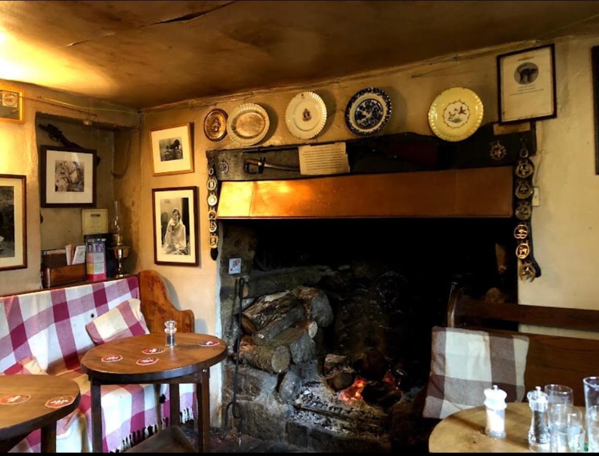 The Northmore Arms Throwleigh Eksteriør bilde